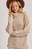 LOOSE FIT TURTLENECK KNIT SWEATER