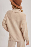 LOOSE FIT TURTLENECK KNIT SWEATER