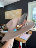 Magnetic Hat Bundles