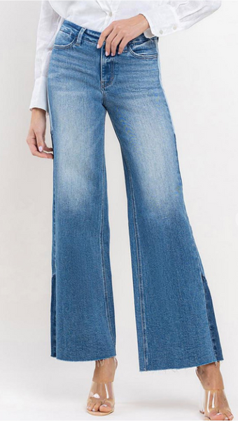 	The Olivia Jeans are high rise and wide leg made of comfort stretch denim. 