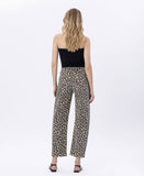 HIGH RISE LEOPARD PRINT BARREL JEANS
