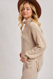 LOOSE FIT TURTLENECK KNIT SWEATER