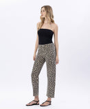 HIGH RISE LEOPARD PRINT BARREL JEANS